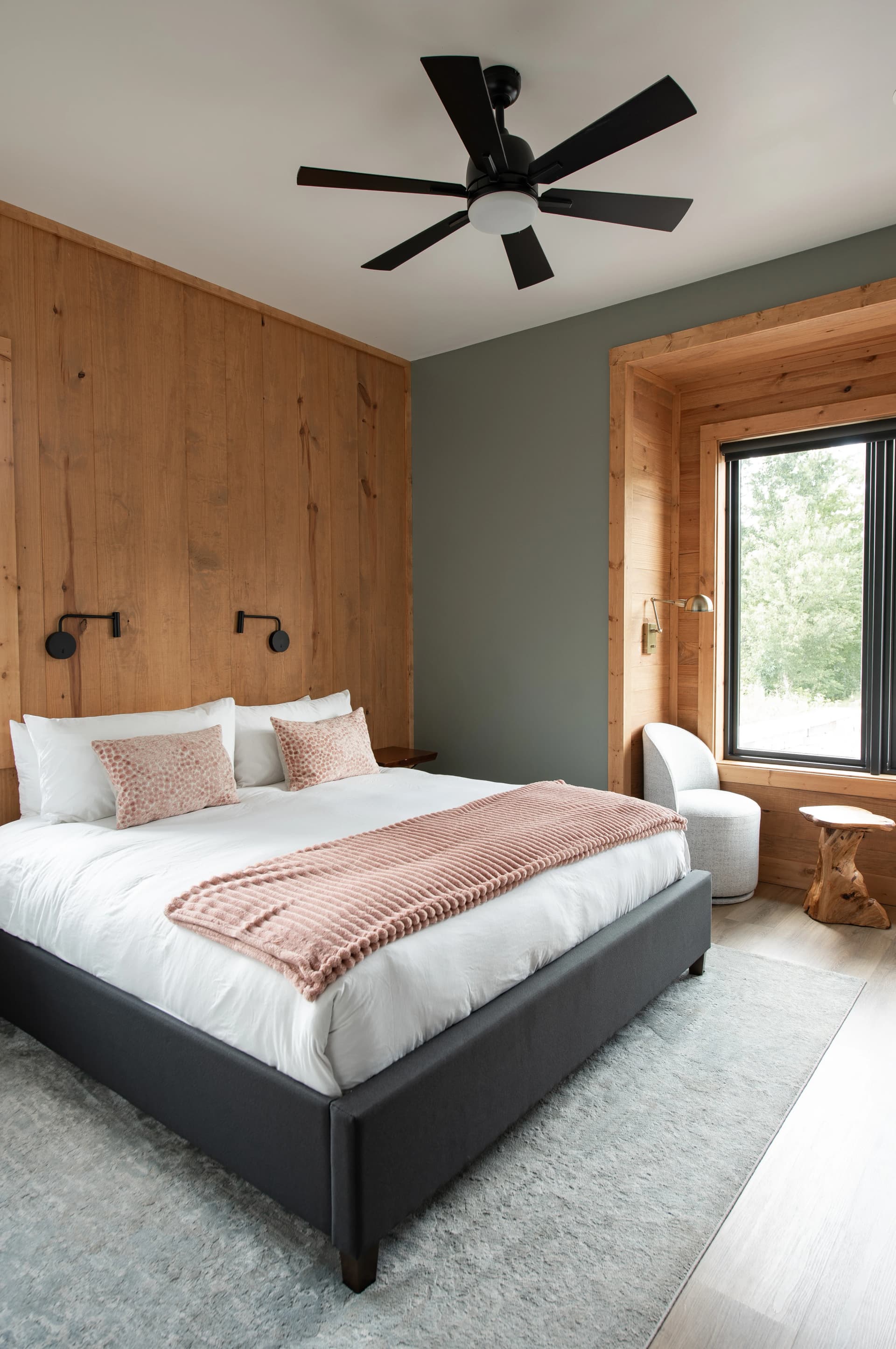 Smoky Mountains Bedroom Design